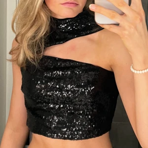 Glitter topp - Topp från NAKD med paljetter, använd en gång
