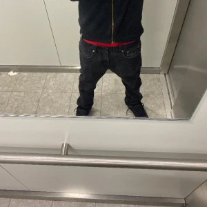 Skinny jeans - Svarta skinny jeans opium fit🇫🇷✈️