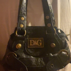 D&g väska - Liten axel väska från dolce gabbana