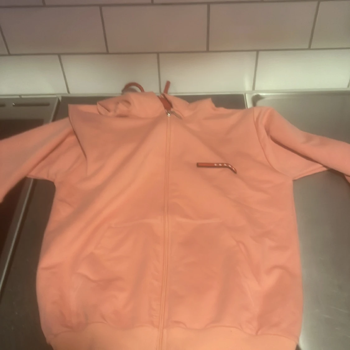 Prada rosa tracksuit