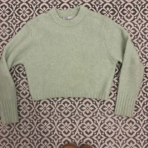 As cool tröja - cool tröja från zara som är lite grön