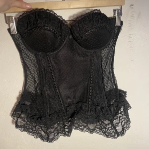 Söt korsett - Fin korsett som jag aldrig har använt. 
