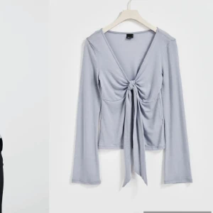 design by si liknande tröja - väldigt bra skick, nypris 300 kr