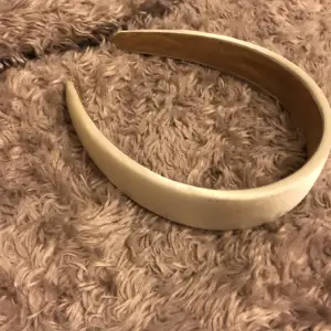 Silk hårband /  Pannband 