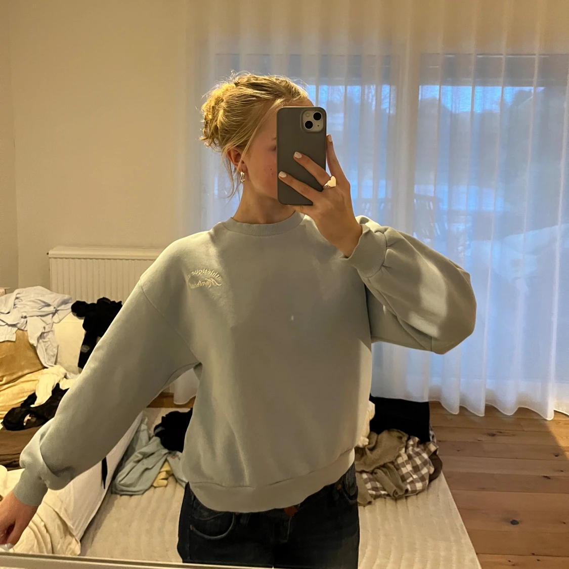 Ljusblå tröja  - 90