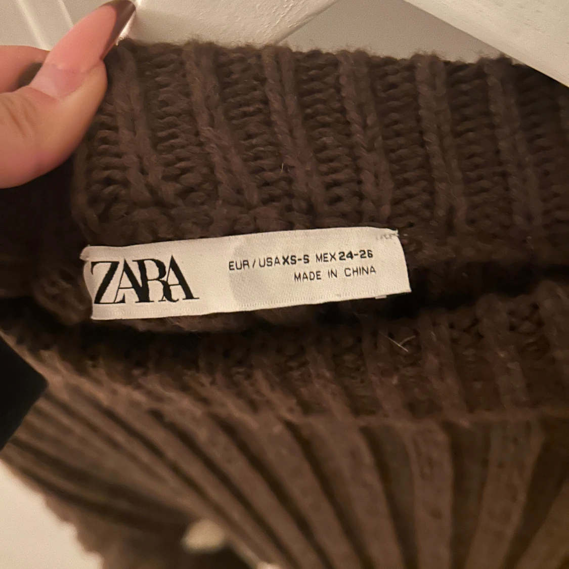 Zara Stickad tröja - 90