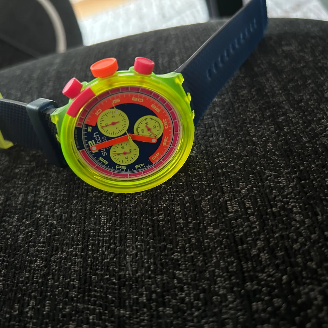 Swatch NEON to the max  - 90
