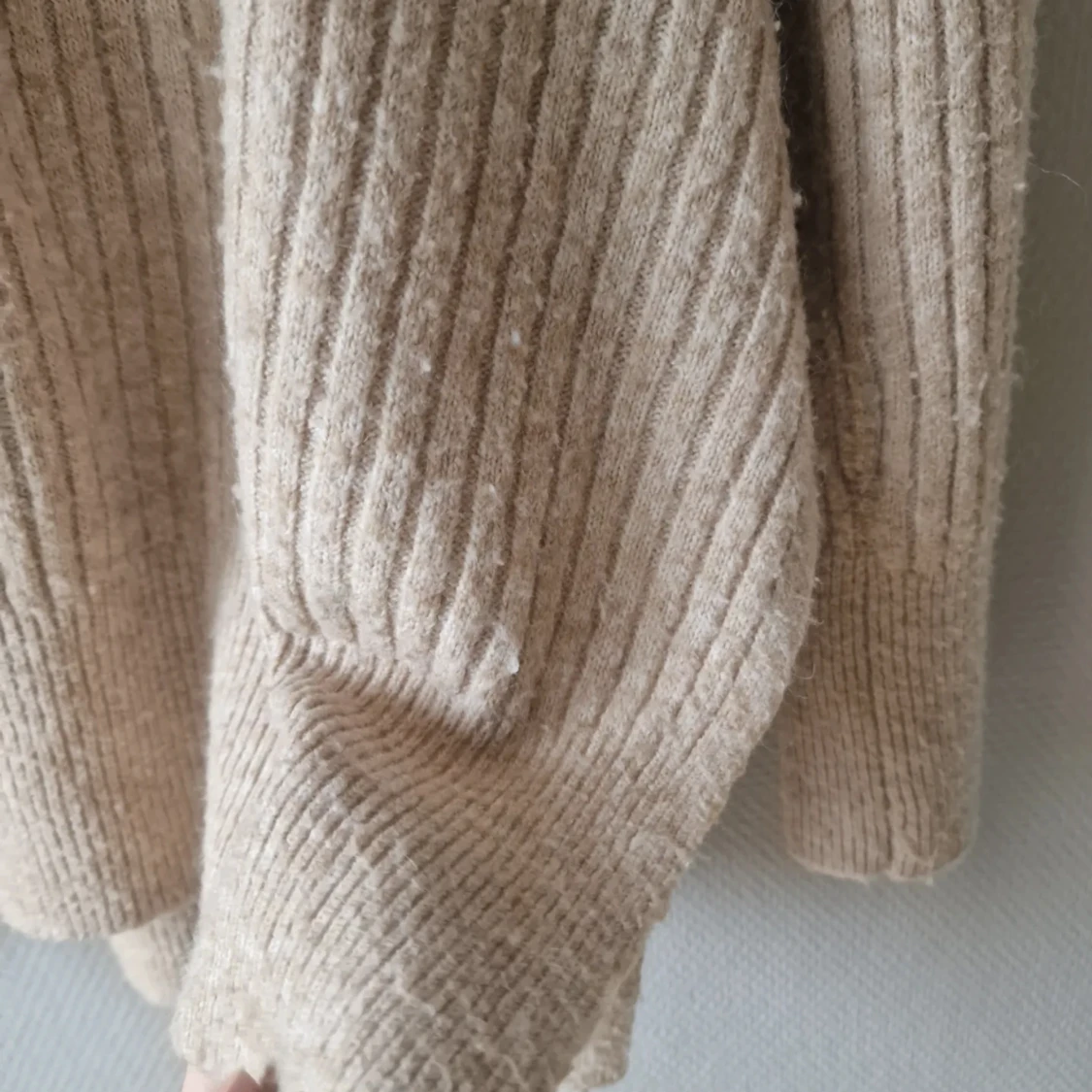 Stickad längre tröja  - 90