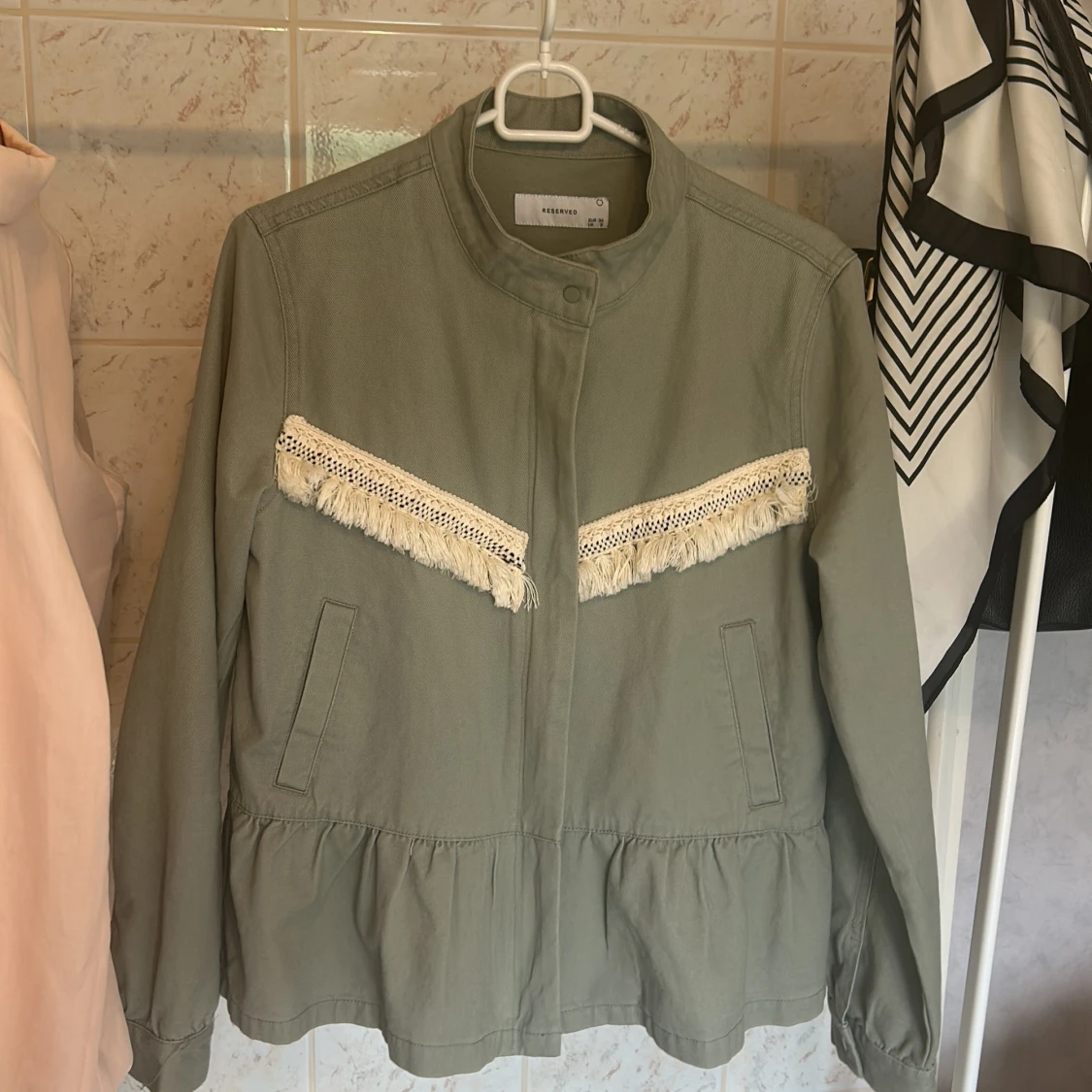 Fin miltär/grön jacka - 90