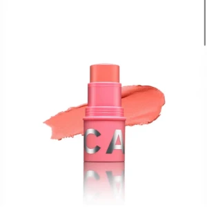 Blush stick caia - Ett blush stick i färgen Berry smoothie från Caia 🌸  Testad ett fåtal gånger men färgen passar inte mig 