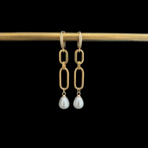 Pärl örhängen  - Självgjorda🥰 finns också i silver💗