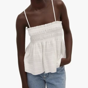 Vit topp - Jättesöt vit topp, fint skick💗💗