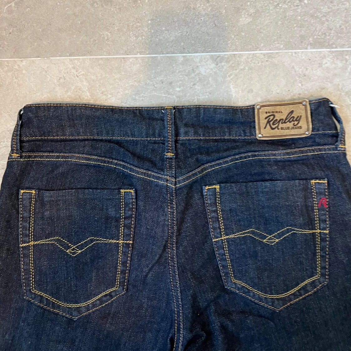 Lågmidjade bootcut jeans💞 - 90
