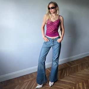 LEE JEANS  - Unika jeans med sjukt coola detaljer från Lee❤️‍🔥 Storlek w27 Mycket fint skick! 