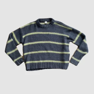 Stickad tröja - Randig stickad tröja perfekt till hösten🍂