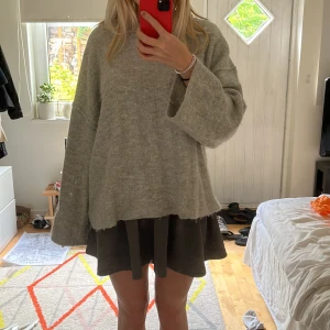 grå kjol - bara använt 1 gång