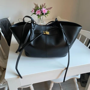 Väska Gina - Som ny. 