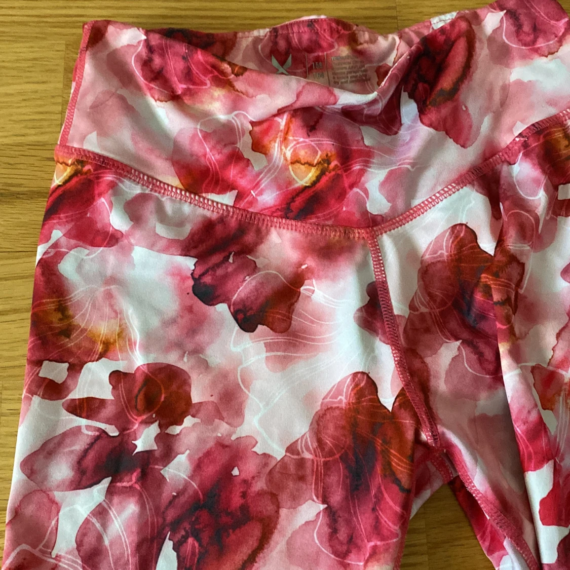 Två träningsbyxor  - 90