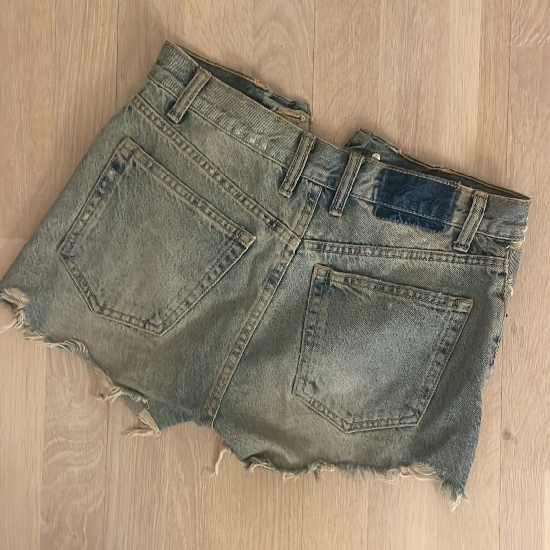 Säljer Zara shorts  - 90