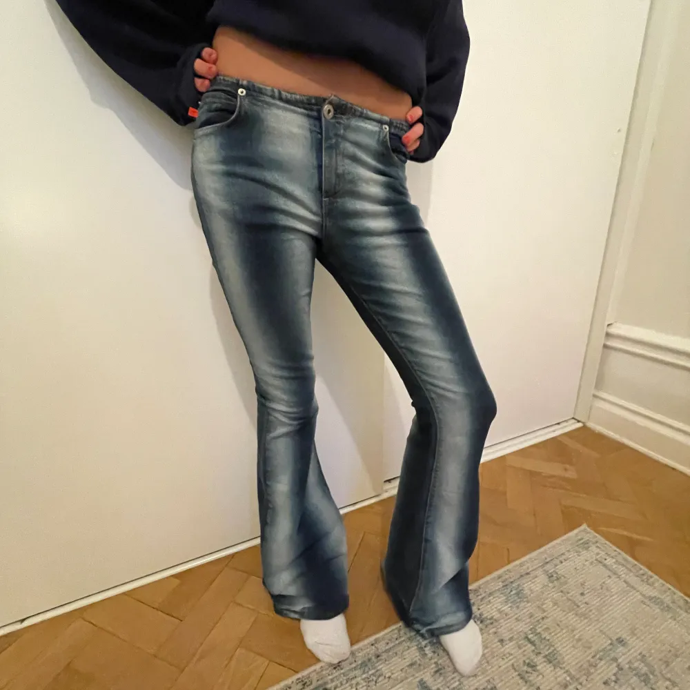 As coola jeans utan fickor använda 2 gånger!💗. Jeans & Byxor.