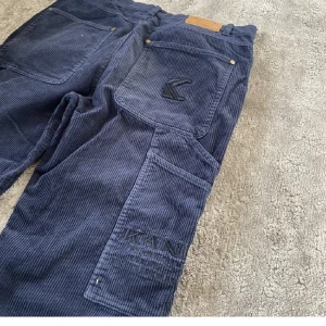 Karl kani cargos - Manchester cargos