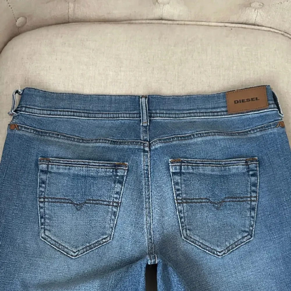 Diesel jeans som inte passade så säljer vidare (inte mina bilder). Jeans & Byxor.