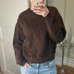 Tjocktröja - I princip oanvänd tjocktröja från Pull & Bear💕