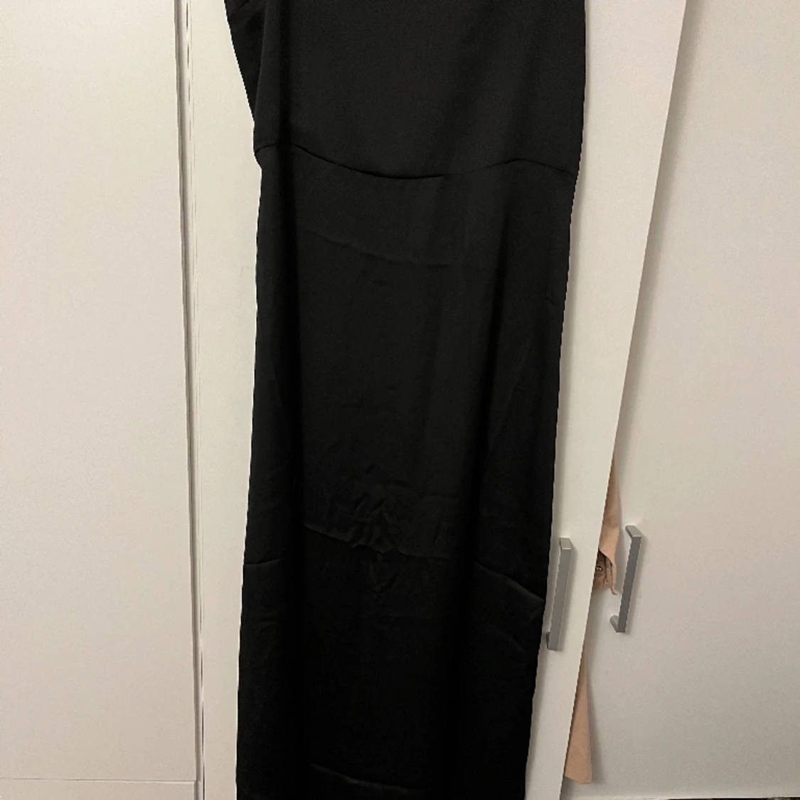 Satin klänning - 90