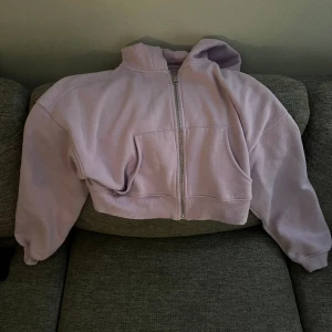 cropped hoodie - S, mycket bra skick 