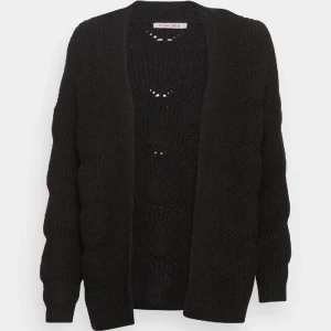 Kofta - Använd 2-3 gånger från zalando köpt för 400