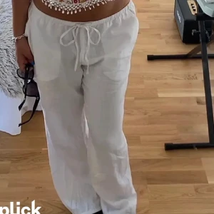 Linne byxor  - Säljer dessa jätte fina linne byxor som passar perfekt nu till sommaren! 💕