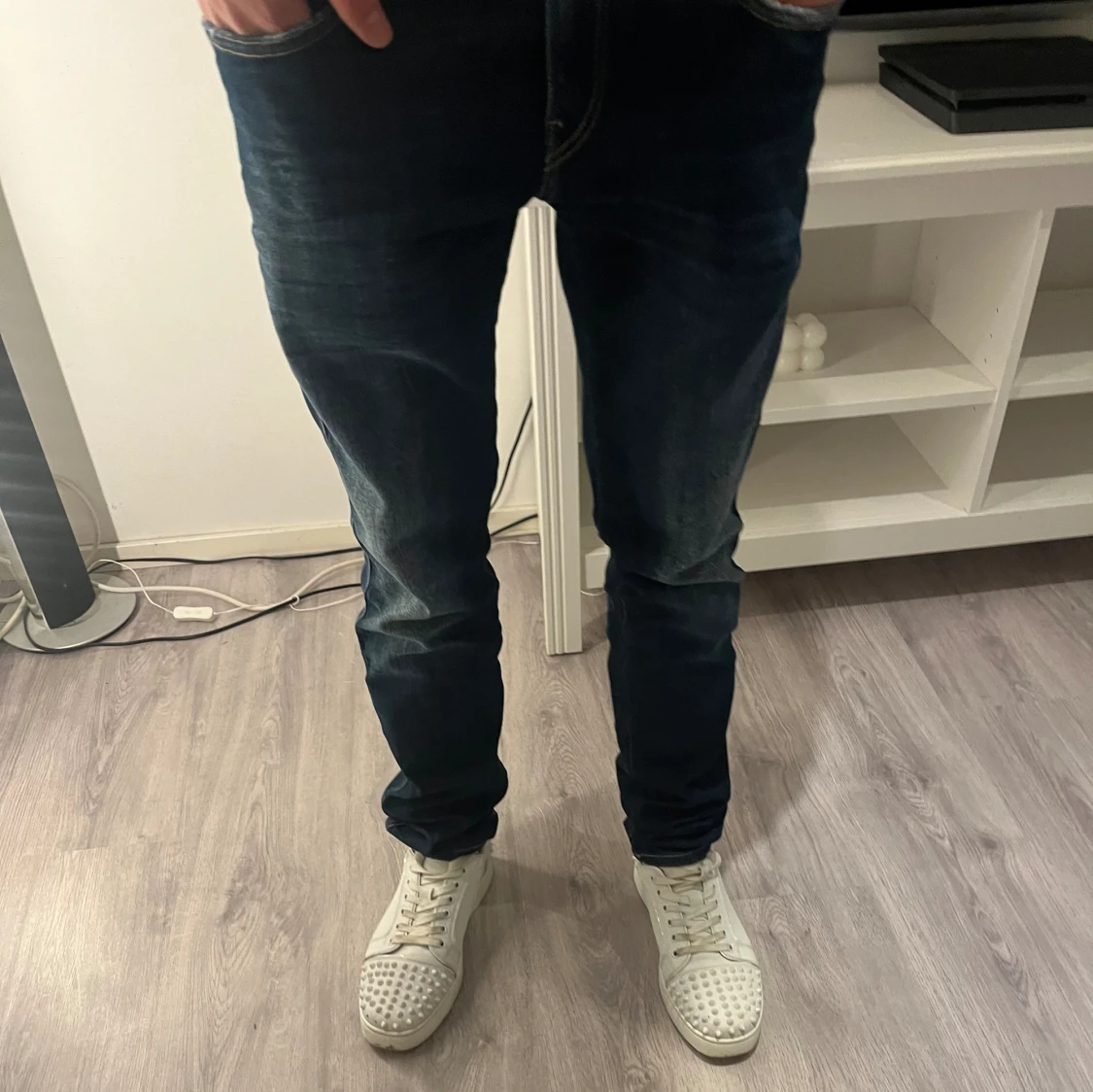 Vita loubutins  - 90