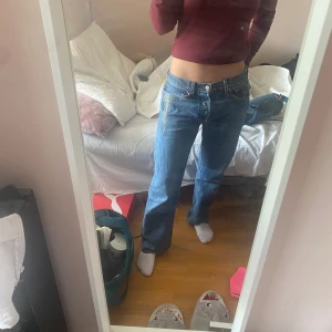 Jeans - Skitsnygga Levis jeans 