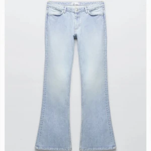 Zara jeans - Supersnygga jeans från zara! Pris kan diskuteras vid snabb affär💗 passar även 36!
