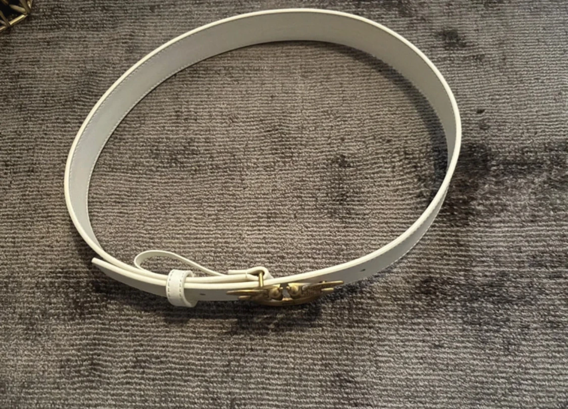 Vitt skärp/bälte från Pinko med fågelspänne - 3