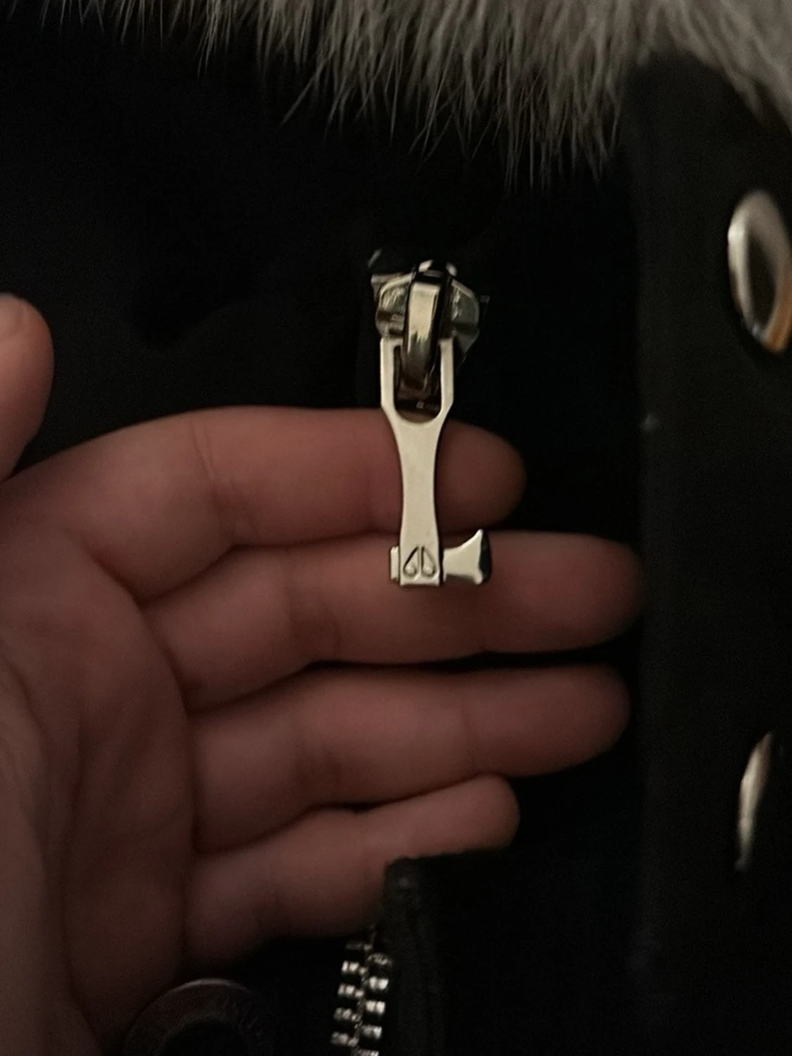 Svart Moose Knuckles dunjacka med päls - 5