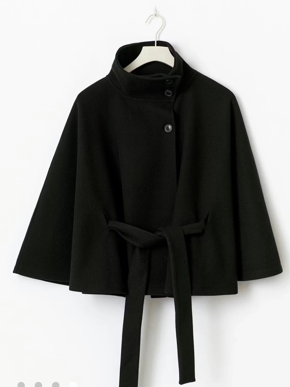 Belt cape jacket