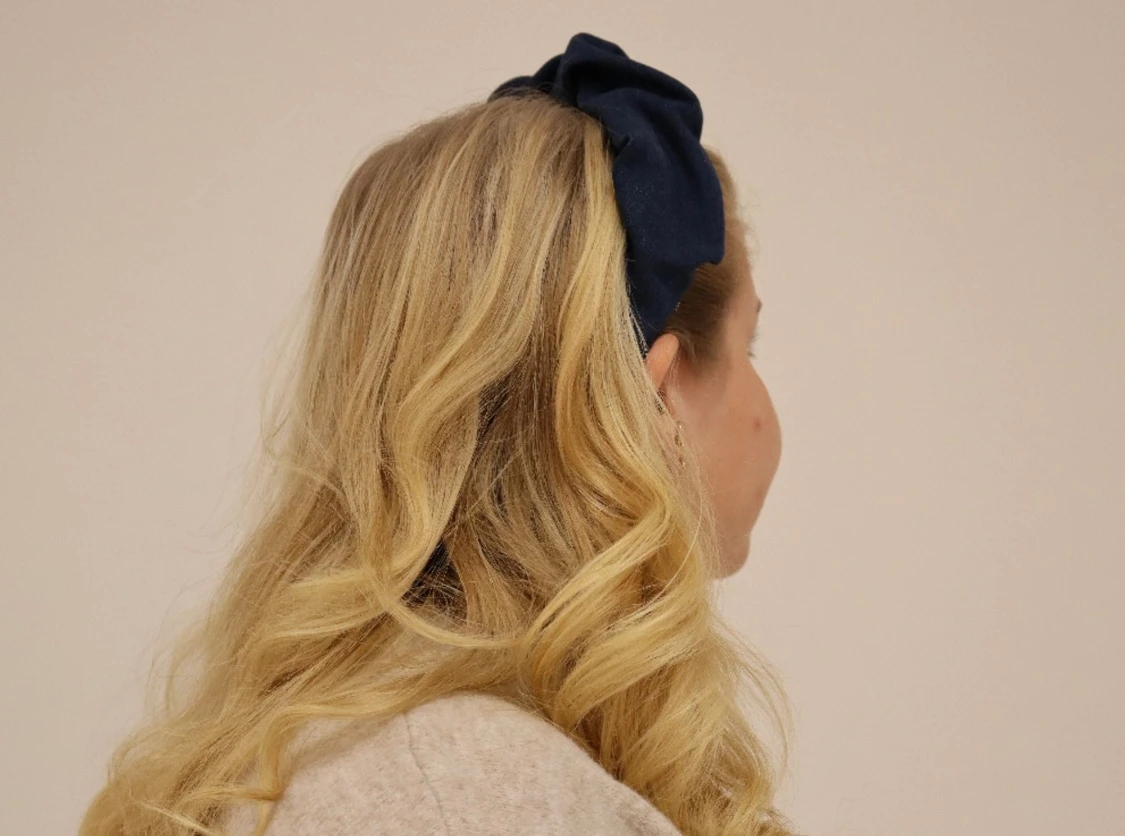 Navy bred ruffle - 1