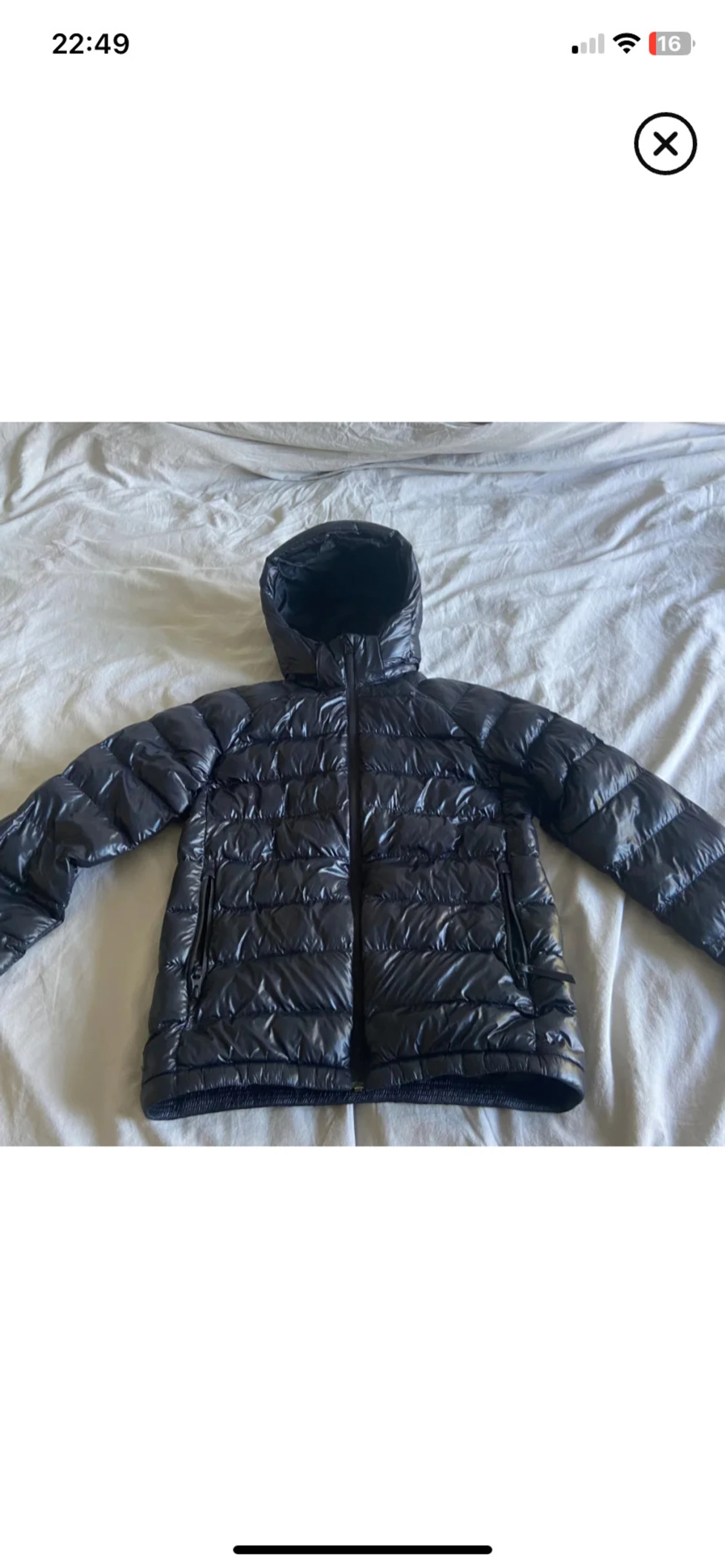 Svart pufferjacka Peak Performance