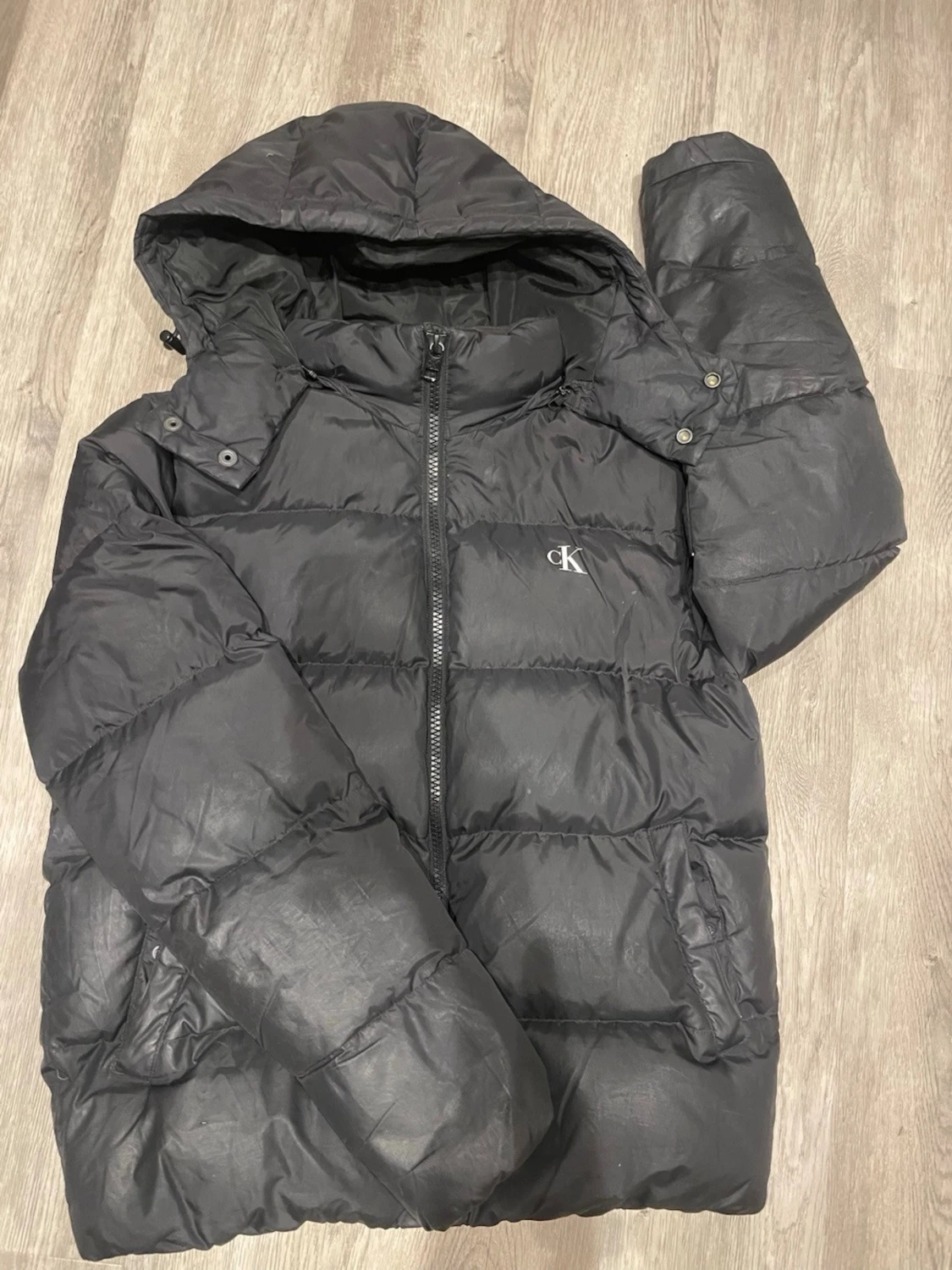 Svart pufferjacka från Calvin Klein - 4