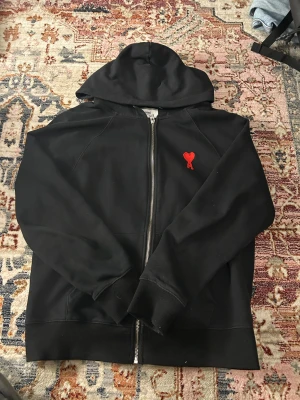 Ami paris zip up - Svart Ami paris zip up väldigt fin