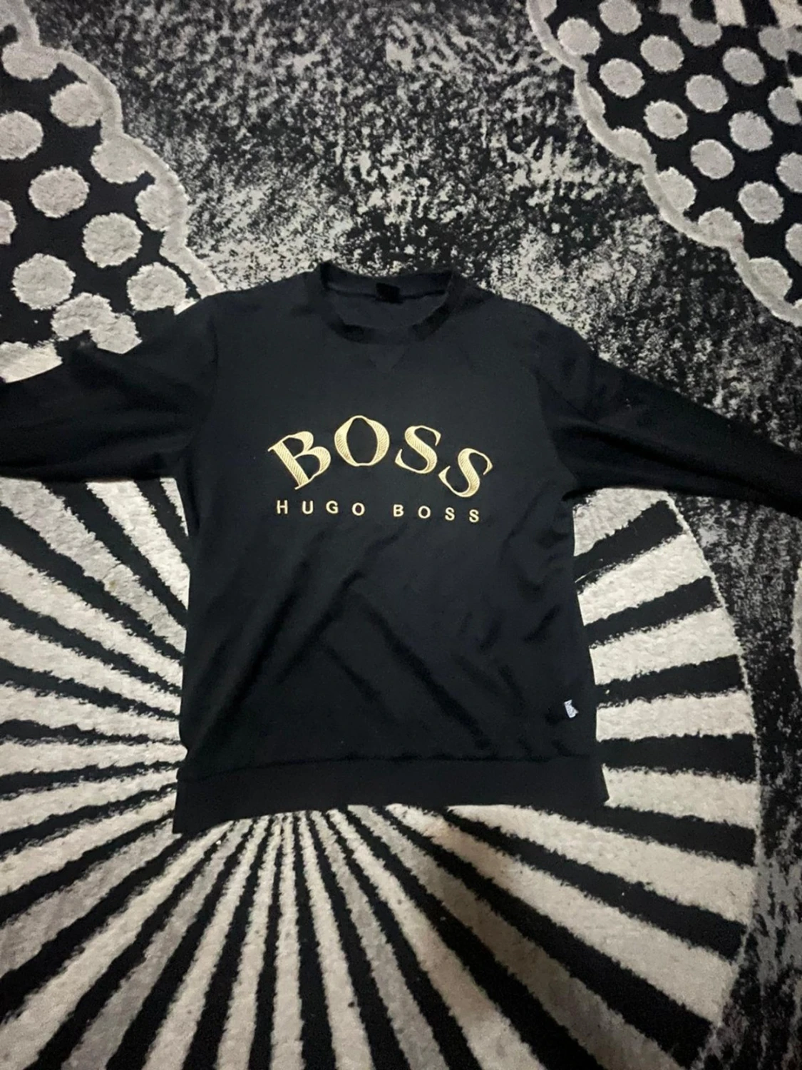 Svart sweatshirt från Hugo Boss