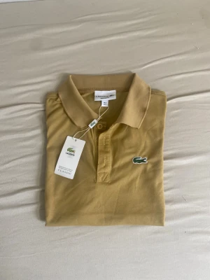 Lacoste Pike beige - Helt ny, Storlek XS
