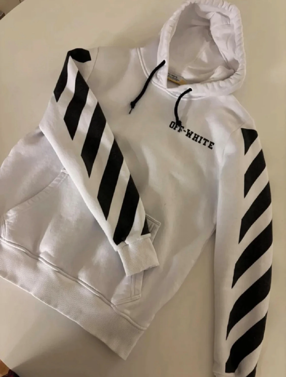 Off-white hoddie - 1