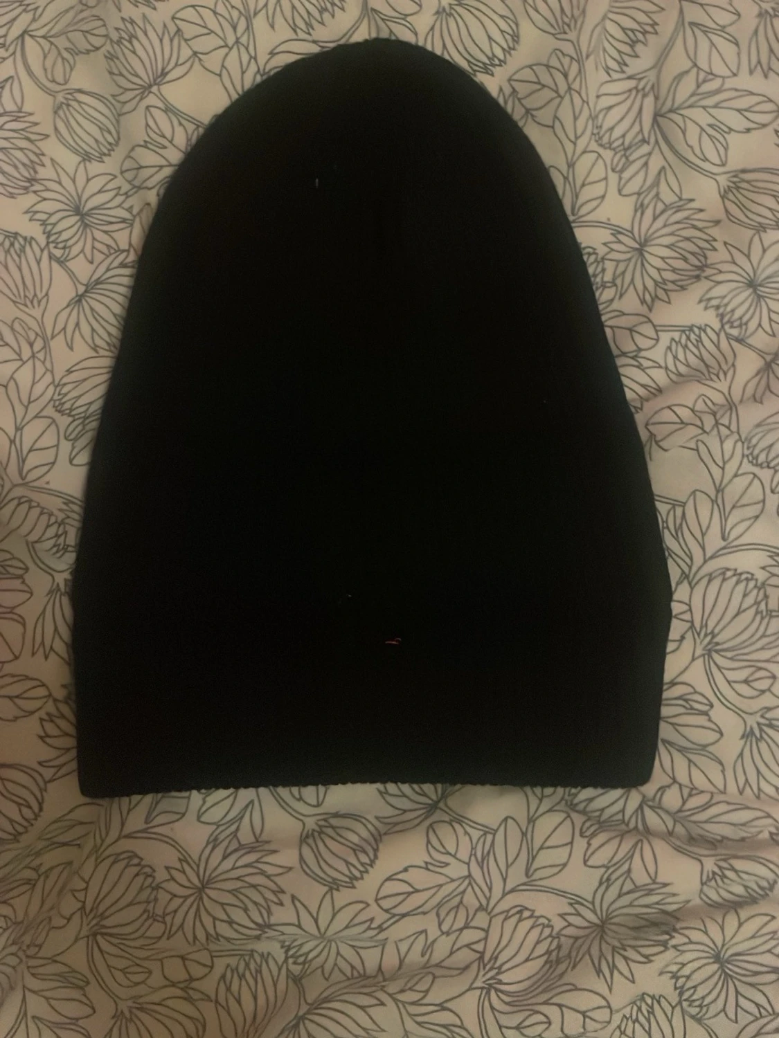 Svart mössa från Hugo - 2