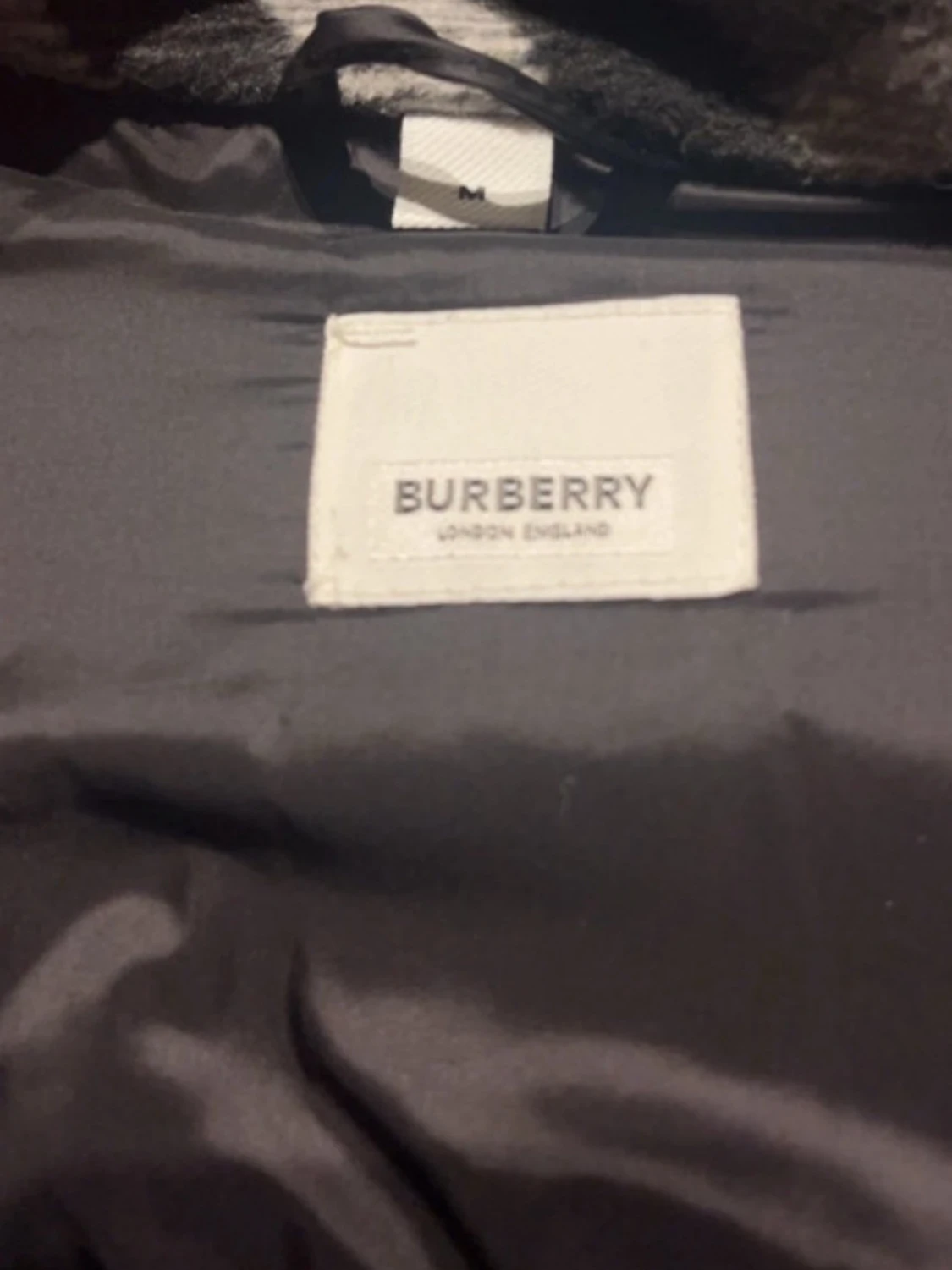 Svart Burberry pufferjacka M riktig! - 2