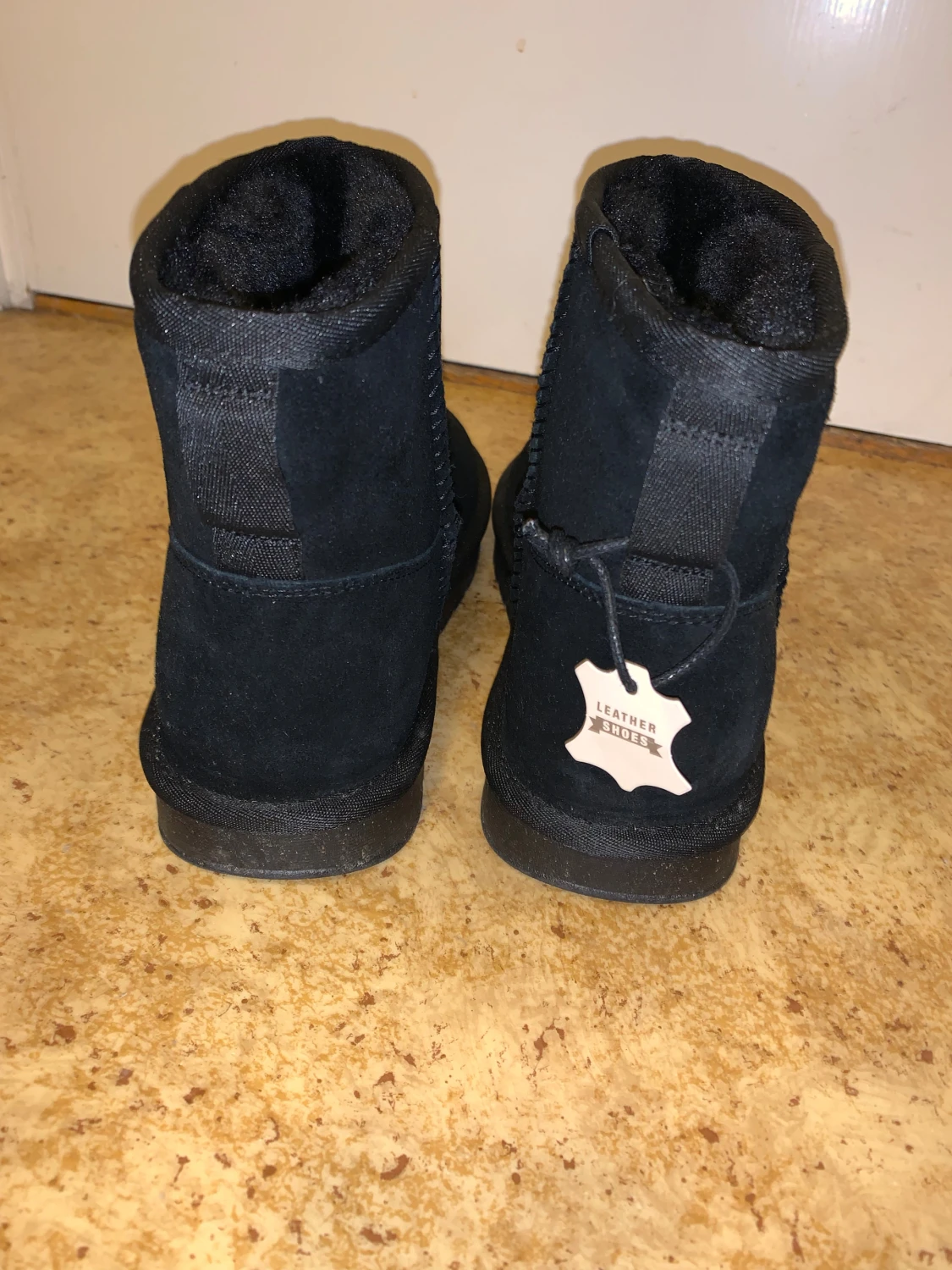 Svarta mockaskor - 1