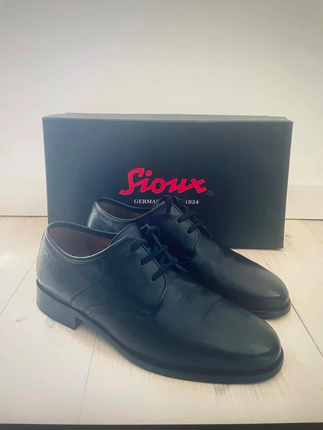 Svarta skinnskor från Sioux - 2