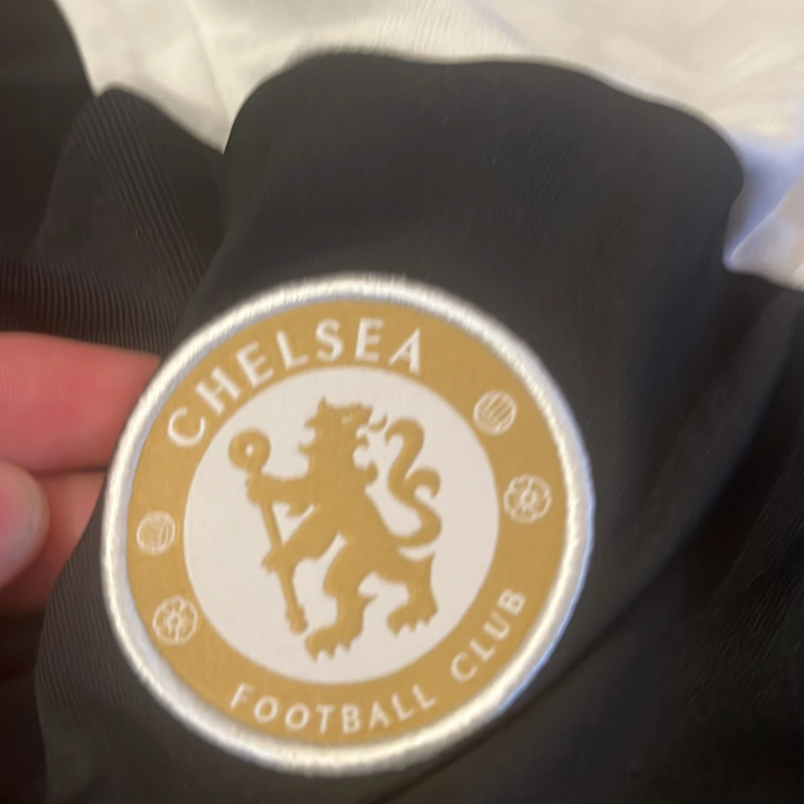 Chelsea svart och vit fotbollströja & shorts Nike. Storlek S - 2