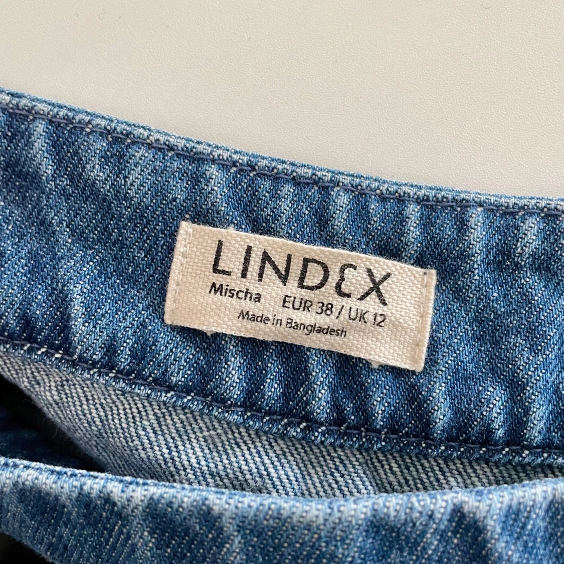 Blå jeanskjol från Lindex, stl 38 - 2